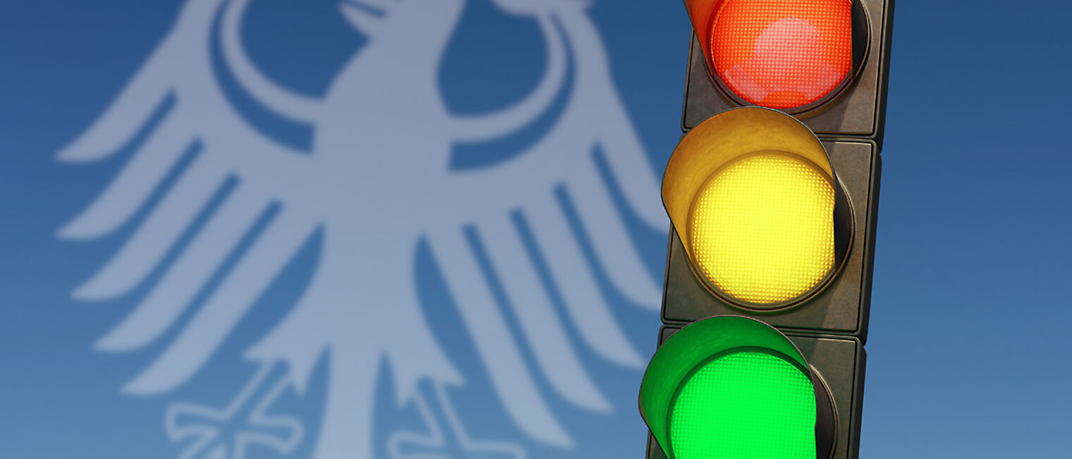 Die Ampel im Fokus: Rot, Gelb und Grün wollen als Regierungskoalition einen Umbruch in Deutschland einleiten. Das Handwerk hat klare Erwartungen und fordert gute Bedingungen für den Mittelstand. Die Ampel im Fokus: Rot, Gelb und Grün wollen als Regierungskoalition einen Umbruch in Deutschland einleiten. Das Handwerk hat klare Erwartungen und fordert gute Bedingungen für den Mittelstand.