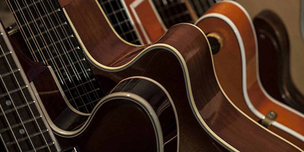 pixabay_meisjesdevos_guitar_1200_480