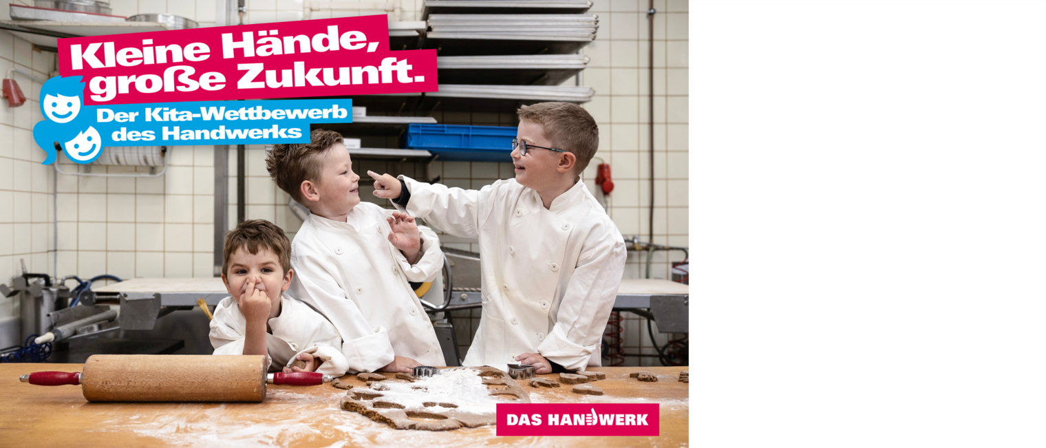 Kita-Wettbewerb „Kleine Hände, große Zukunft“. Drei Jungs in der Backstube. Kita-Wettbewerb „Kleine Hände, große Zukunft“. Drei Jungs in der Backstube.