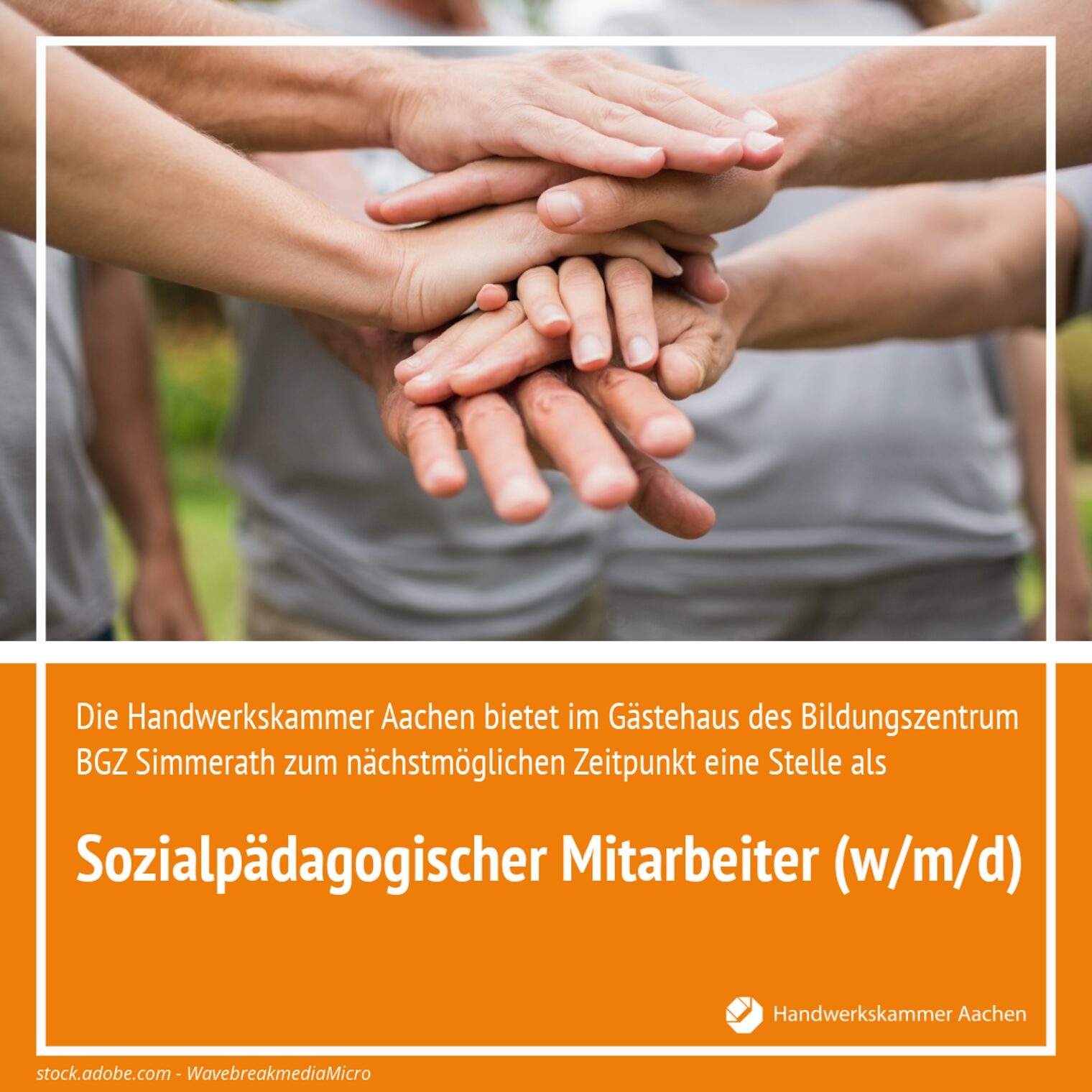 Stellenangebot: Sozialpädagogischer Mitarbeiter (w/m/d)Hände übereinander gelegt.